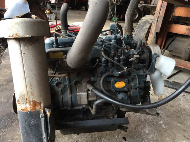 COMBINE ENGINE MIX  : Exporting used cars, tractors & excavators from Japan