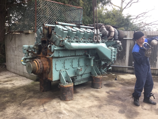 MARIN ENGINE MIX  : Exporting used cars, tractors & excavators from Japan