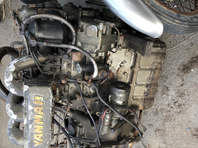 MARIN ENGINE MIX  : Exporting used cars, tractors & excavators from Japan