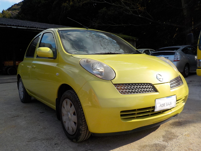 2004 Nissan March  : Exporting used cars, tractors & excavators from Japan