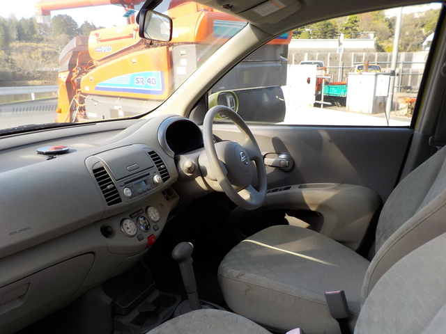 2004 Nissan March  : Exporting used cars, tractors & excavators from Japan