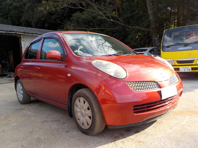 2004 Nissan March  : Exporting used cars, tractors & excavators from Japan