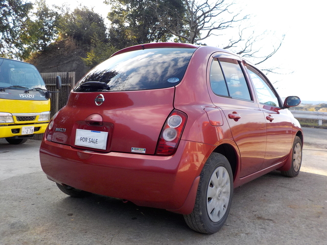 2004 Nissan March  : Exporting used cars, tractors & excavators from Japan