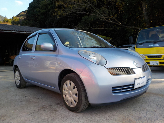 2004 Nissan March  : Exporting used cars, tractors & excavators from Japan