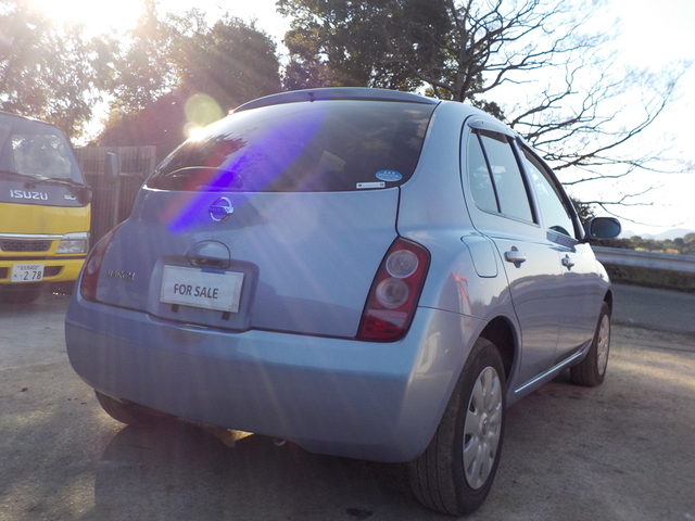 2004 Nissan March  : Exporting used cars, tractors & excavators from Japan