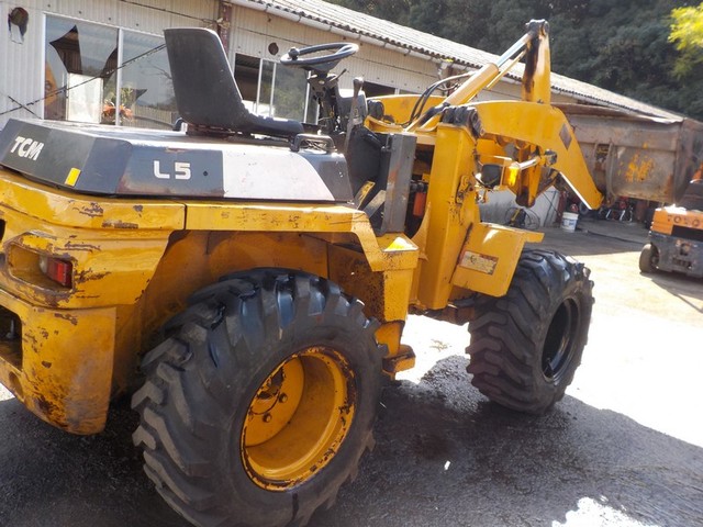 TCM L5  : Exporting used cars, tractors & excavators from Japan