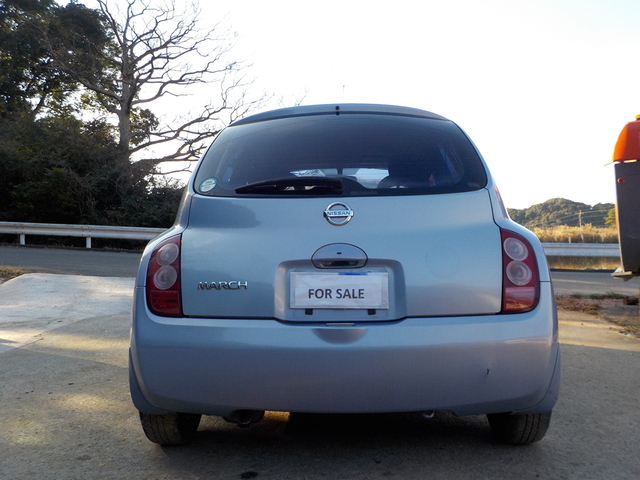2004 Nissan March  : Exporting used cars, tractors & excavators from Japan