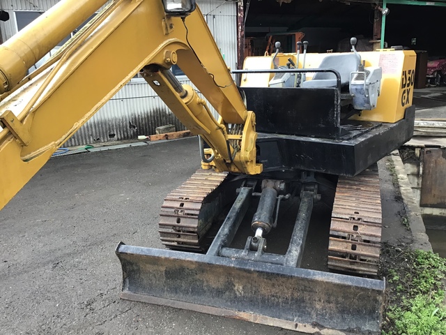 IHI IS-30GX  : Exporting used cars, tractors & excavators from Japan