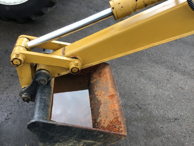 IHI IS-30GX  : Exporting used cars, tractors & excavators from Japan