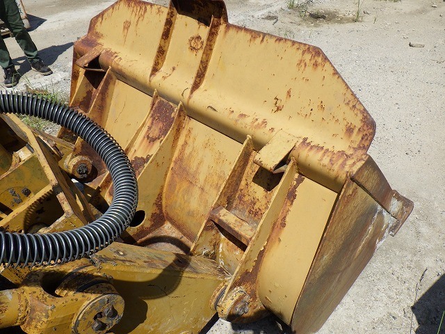 SD23Y3  : Exporting used cars, tractors & excavators from Japan