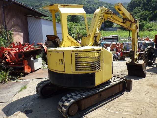 S.B300  : Exporting used cars, tractors & excavators from Japan