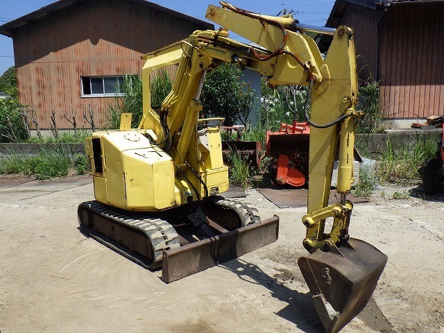 S.B300  : Exporting used cars, tractors & excavators from Japan