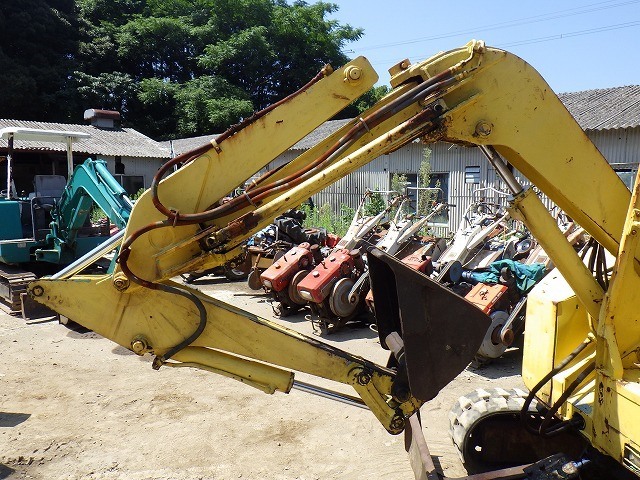 S.B300  : Exporting used cars, tractors & excavators from Japan