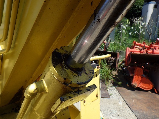 S.B300  : Exporting used cars, tractors & excavators from Japan