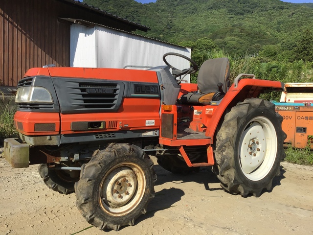   : Exporting used cars, tractors & excavators from Japan