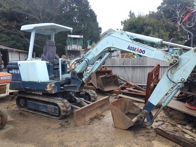KX026  : Exporting used cars, tractors & excavators from Japan