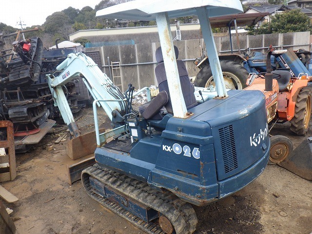 KX026  : Exporting used cars, tractors & excavators from Japan