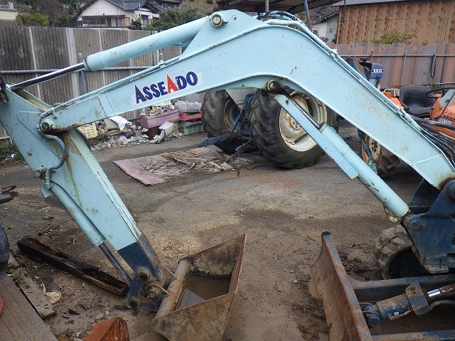 KX026  : Exporting used cars, tractors & excavators from Japan