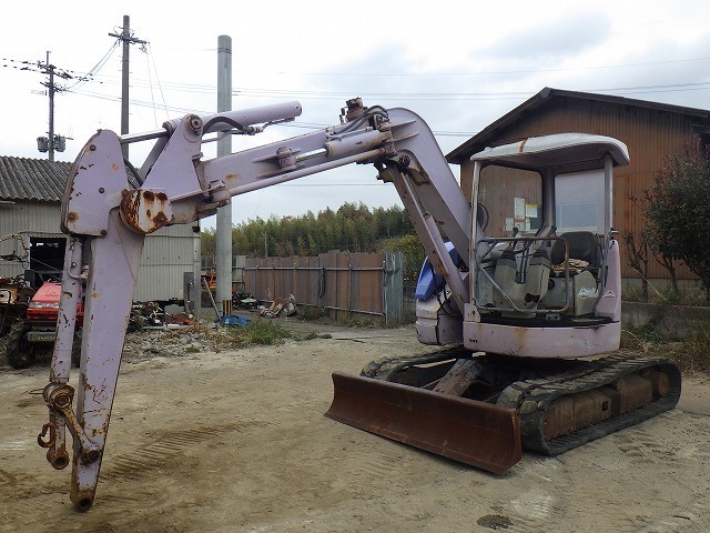   : Exporting used cars, tractors & excavators from Japan