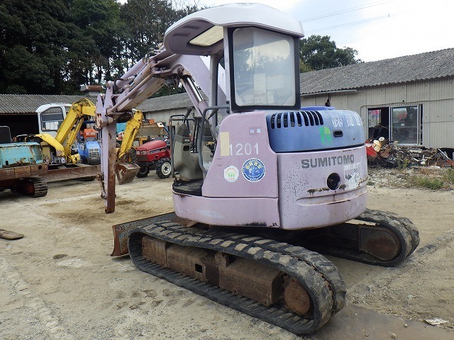   : Exporting used cars, tractors & excavators from Japan