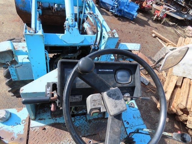 WS200A  : Exporting used cars, tractors & excavators from Japan