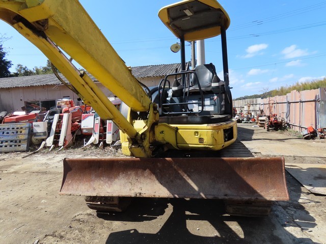 PC40MR2  : Exporting used cars, tractors & excavators from Japan