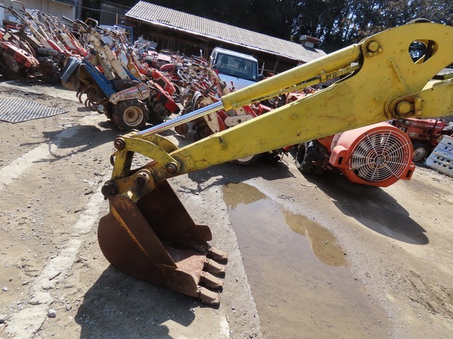 PC40MR2  : Exporting used cars, tractors & excavators from Japan