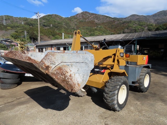 V3  : Exporting used cars, tractors & excavators from Japan