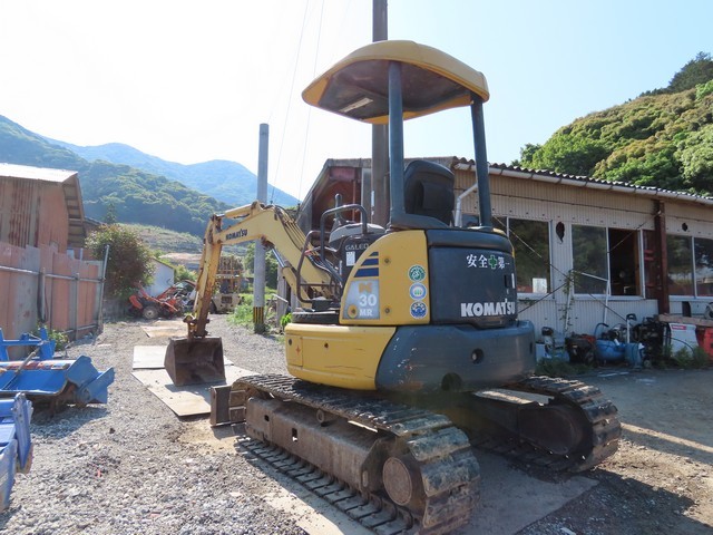 PC30MR-2  : Exporting used cars, tractors & excavators from Japan