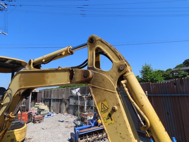 PC30MR-2  : Exporting used cars, tractors & excavators from Japan