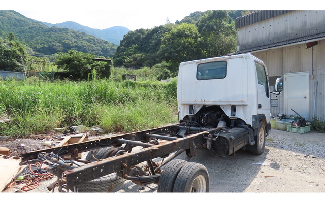 TITAN-DASH  : Exporting used cars, tractors & excavators from Japan
