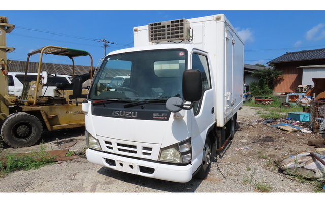 ELF  : Exporting used cars, tractors & excavators from Japan