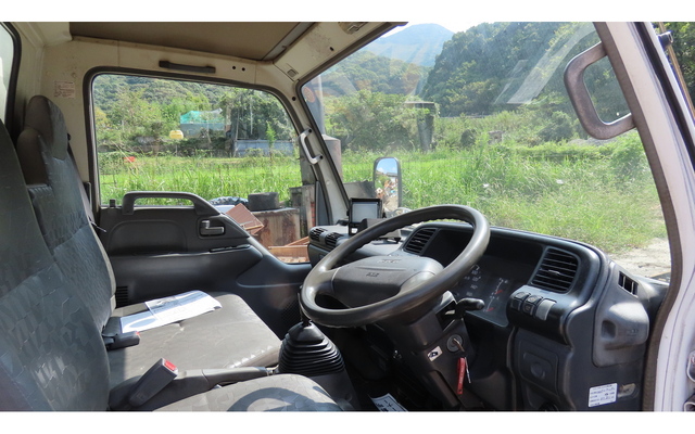 ELF  : Exporting used cars, tractors & excavators from Japan