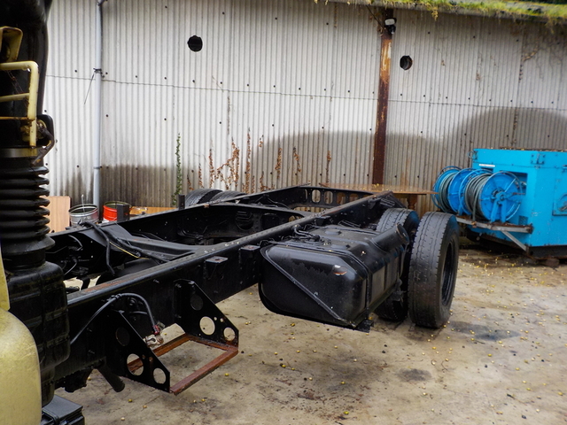 UD  : Exporting used cars, tractors & excavators from Japan