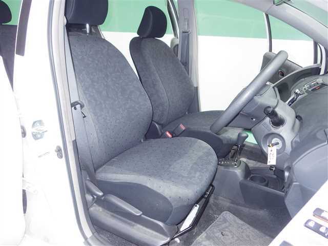 2010 Toyota Vitz  : Exporting used cars, tractors & excavators from Japan