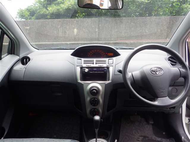 2010 Toyota Vitz  : Exporting used cars, tractors & excavators from Japan