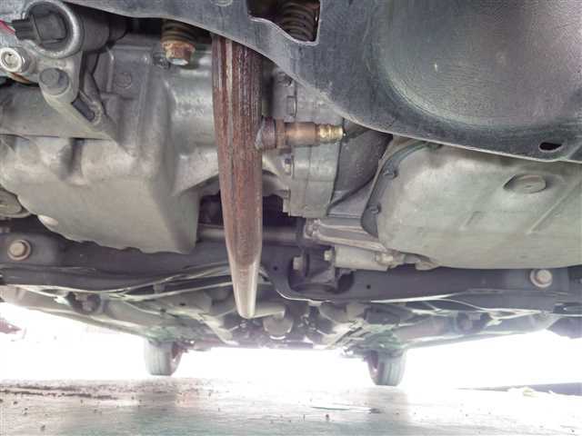 2010 Toyota Vitz  : Exporting used cars, tractors & excavators from Japan