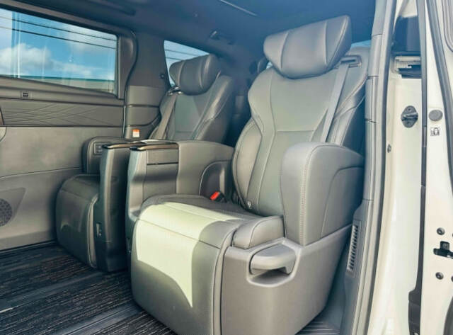Alphard 3BA-AGH40W  : Exporting used cars, tractors & excavators from Japan