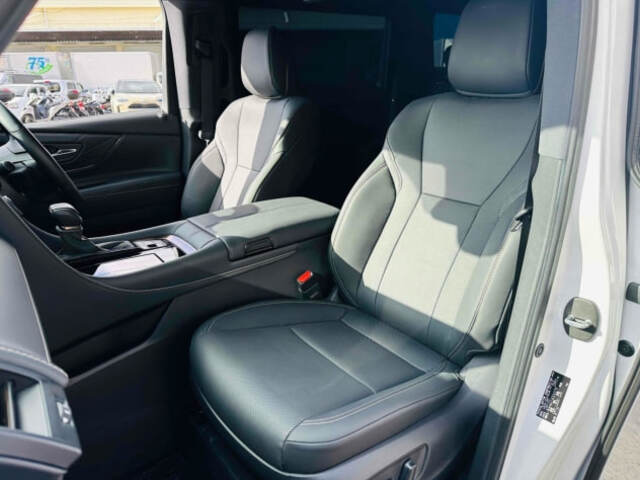 Alphard 3BA-AGH40W  : Exporting used cars, tractors & excavators from Japan