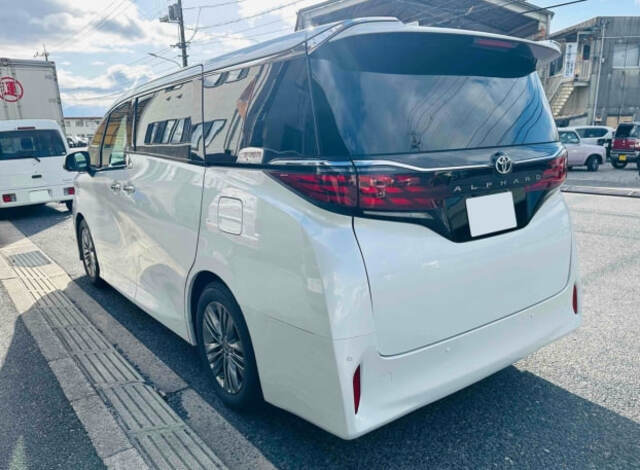 Alphard 3BA-AGH40W  : Exporting used cars, tractors & excavators from Japan