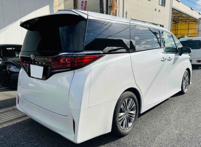 Alphard 3BA-AGH40W  : Exporting used cars, tractors & excavators from Japan