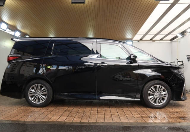 2024  : Exporting used cars, tractors & excavators from Japan