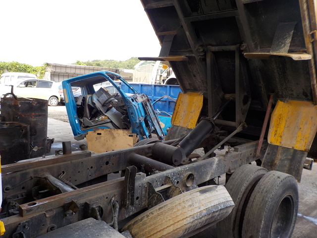 CANTER   : Exporting used cars, tractors & excavators from Japan