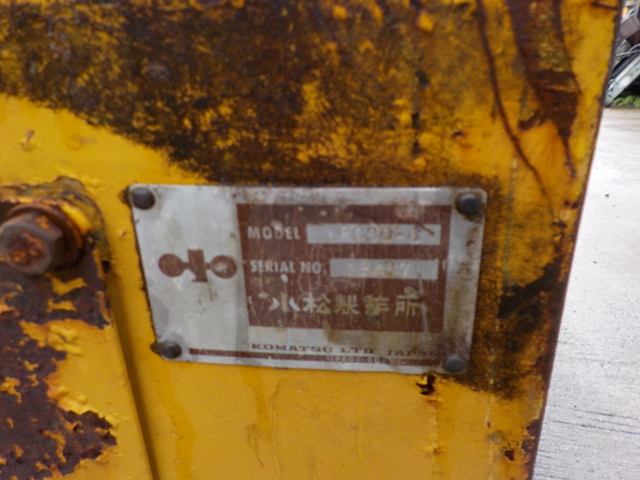 KOMATSU PC30-6  : Exporting used cars, tractors & excavators from Japan