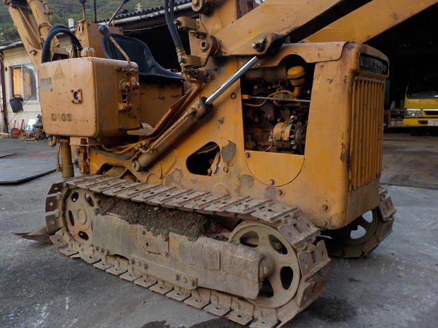 KOMATSU D10S  : Exporting used cars, tractors & excavators from Japan