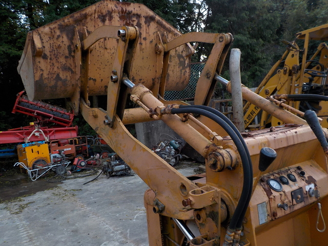 KOMATSU D10S  : Exporting used cars, tractors & excavators from Japan