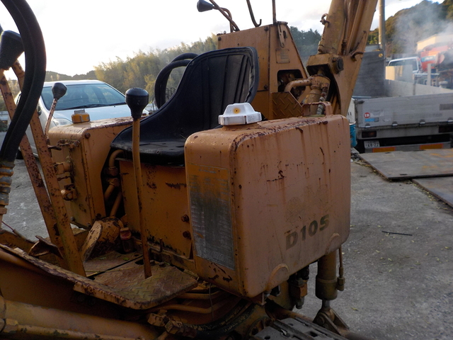 KOMATSU D10S  : Exporting used cars, tractors & excavators from Japan