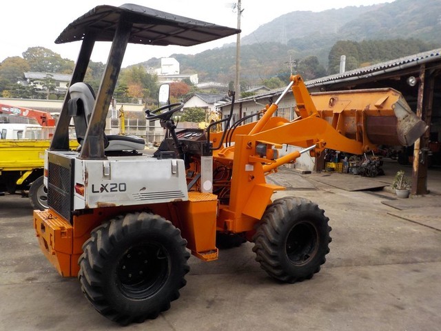  HITACHI LX20