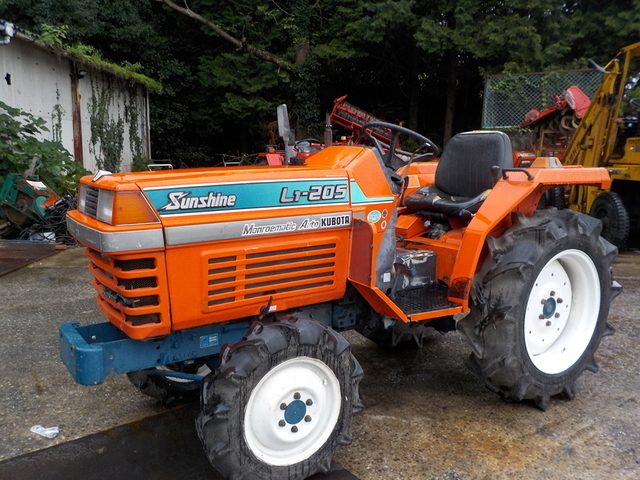  KUBOTA L1-205