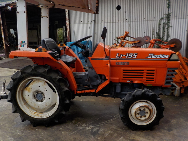  KUBOTA L1-195